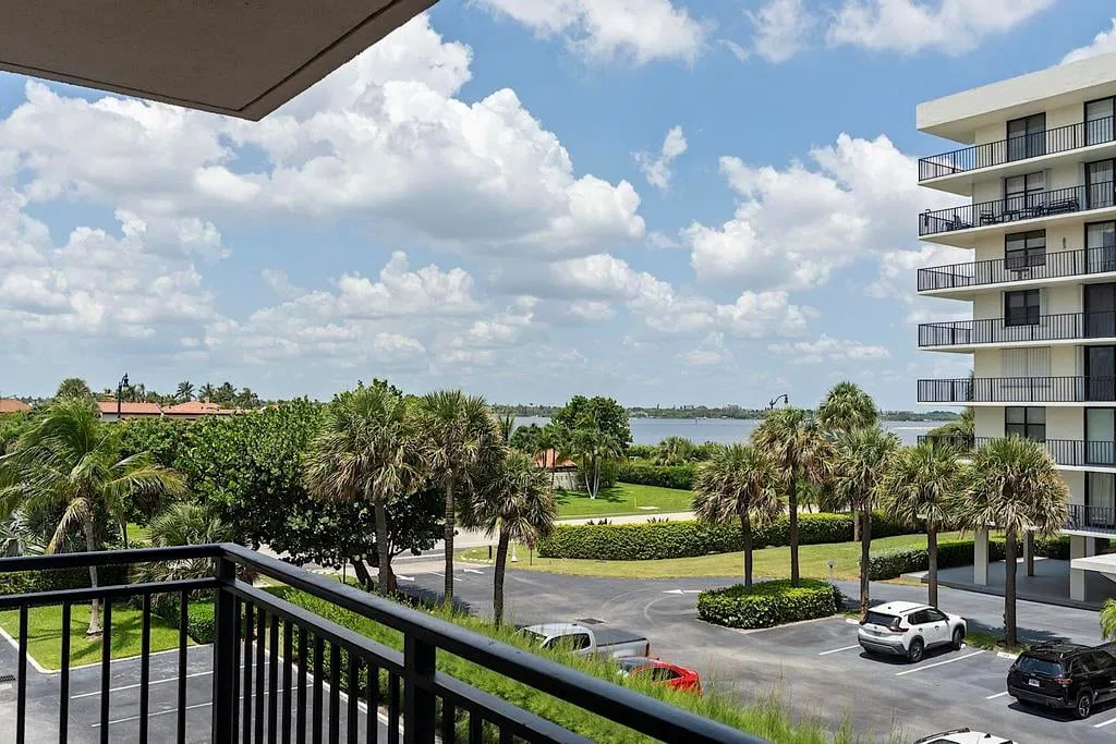 South Palm Beach Unit 2160 photo 7