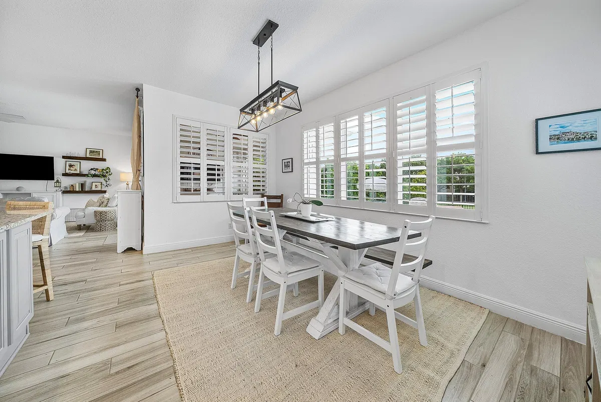 Residence photo 19