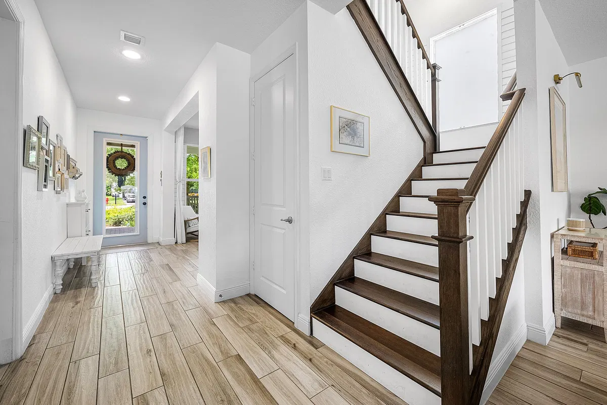 Residence photo 61