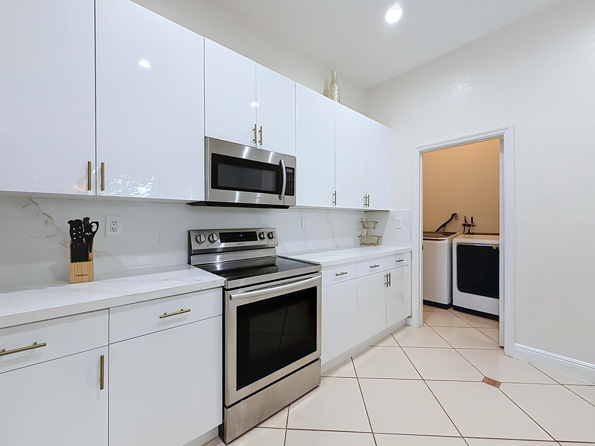 Residence photo 10
