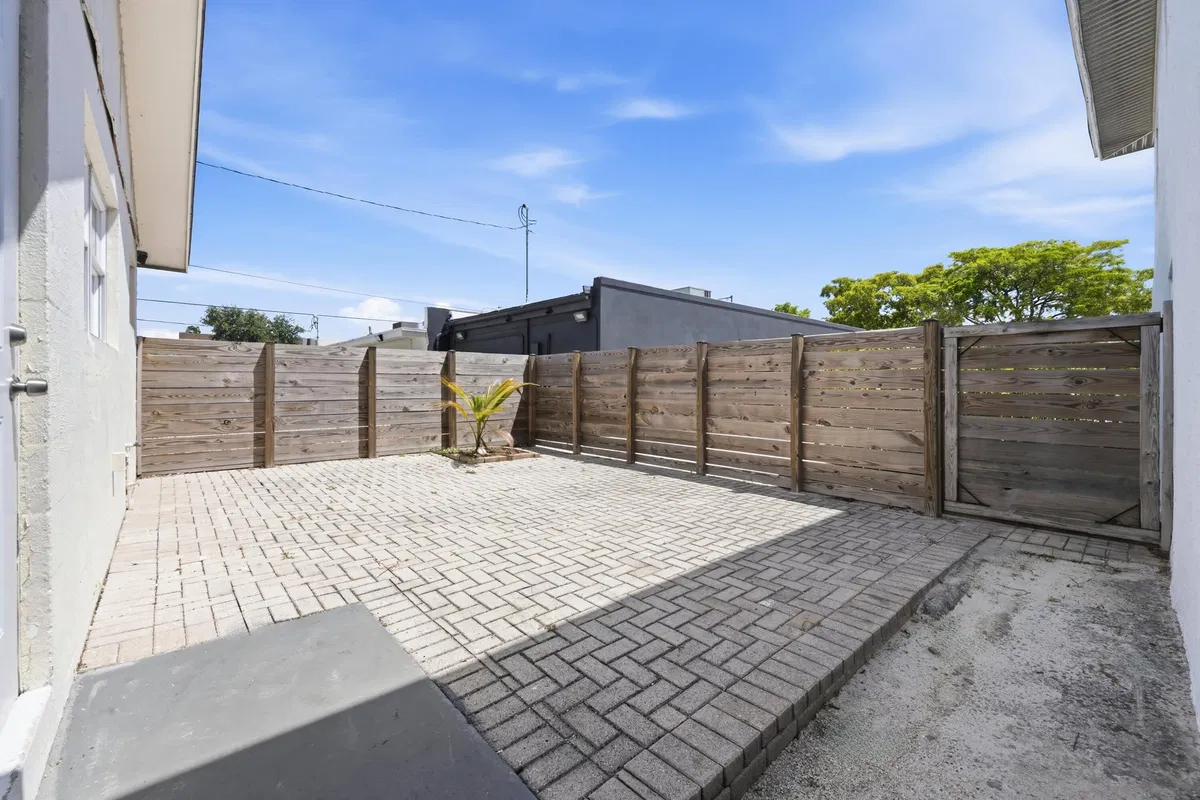 Residence photo 10
