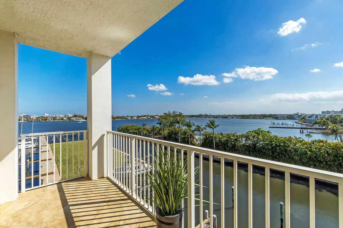 Windward Cove Lantana Unit 524 photo 10