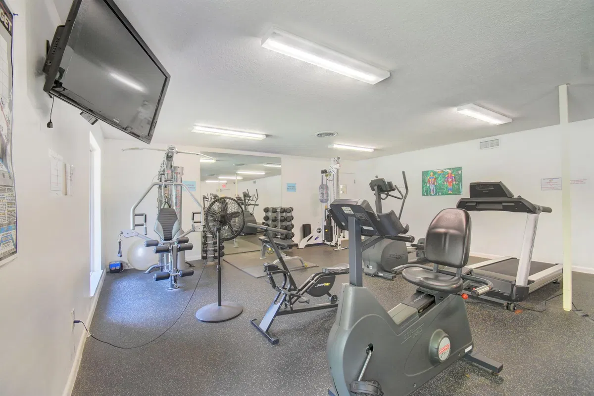 Unit 207 photo 40