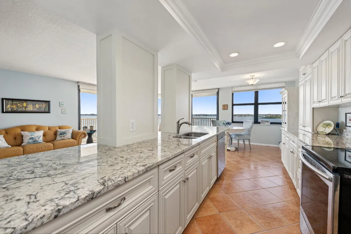 Singer Island Unit B7c photo 4
