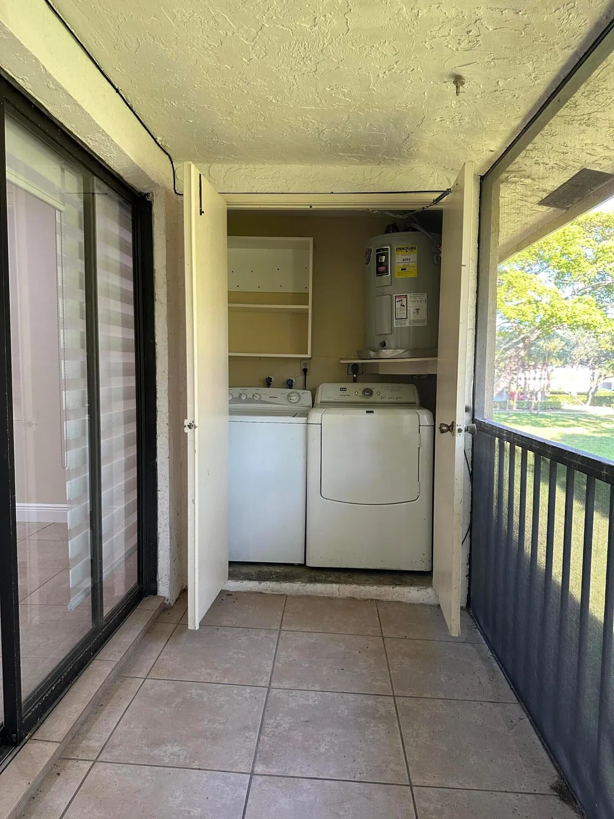 Unit A206 photo 10