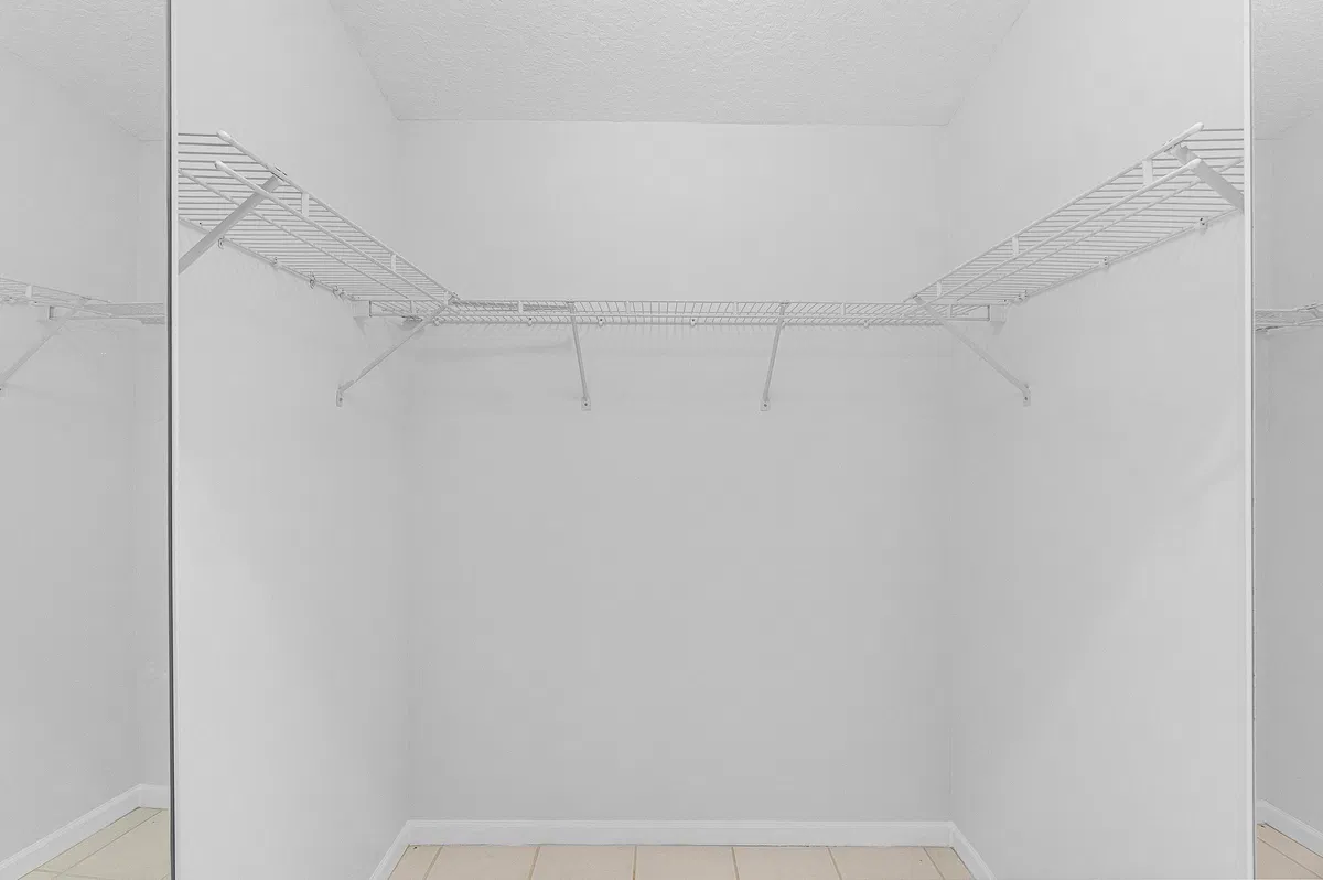 Residence photo 10