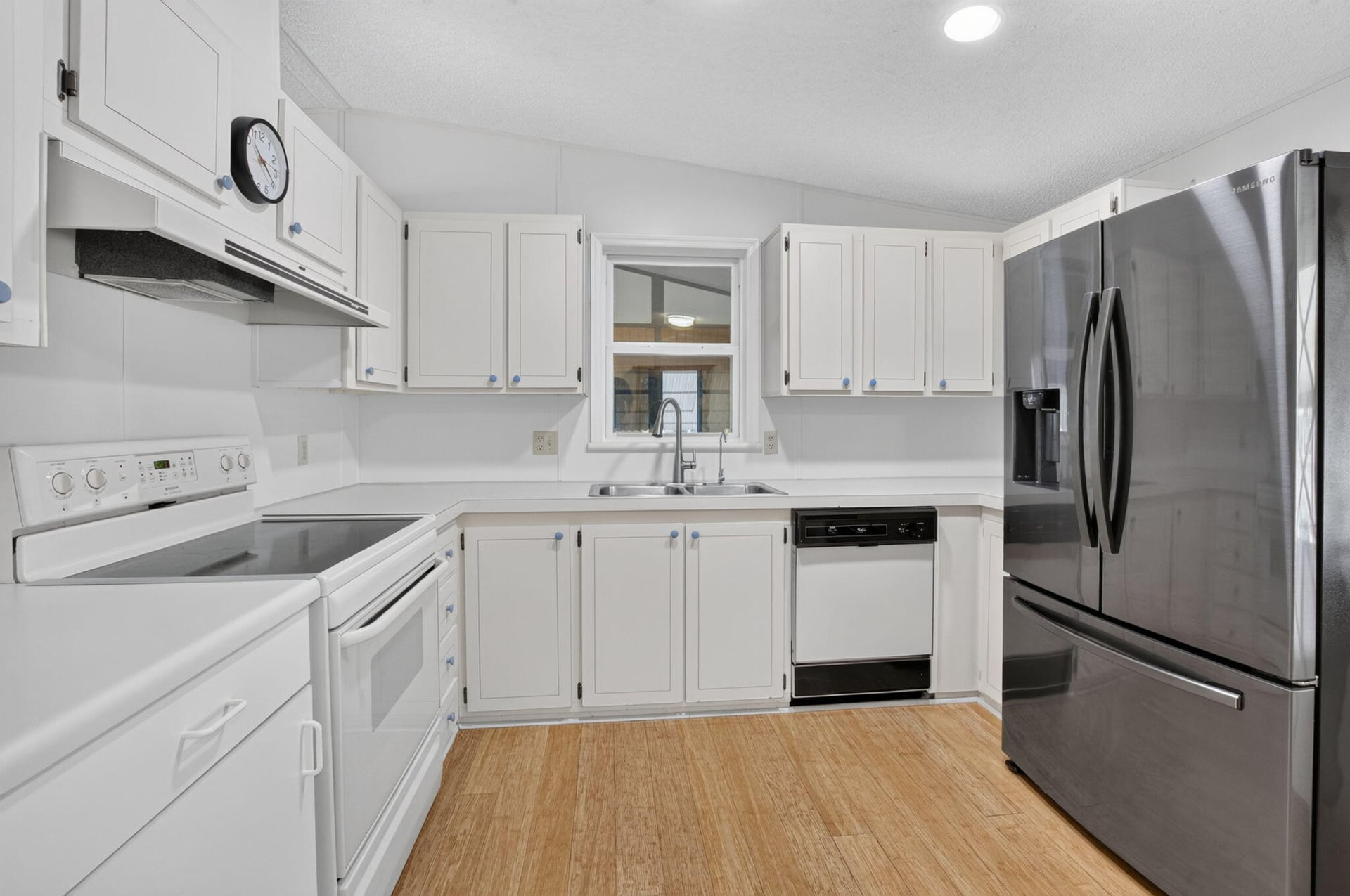 Residence photo 4