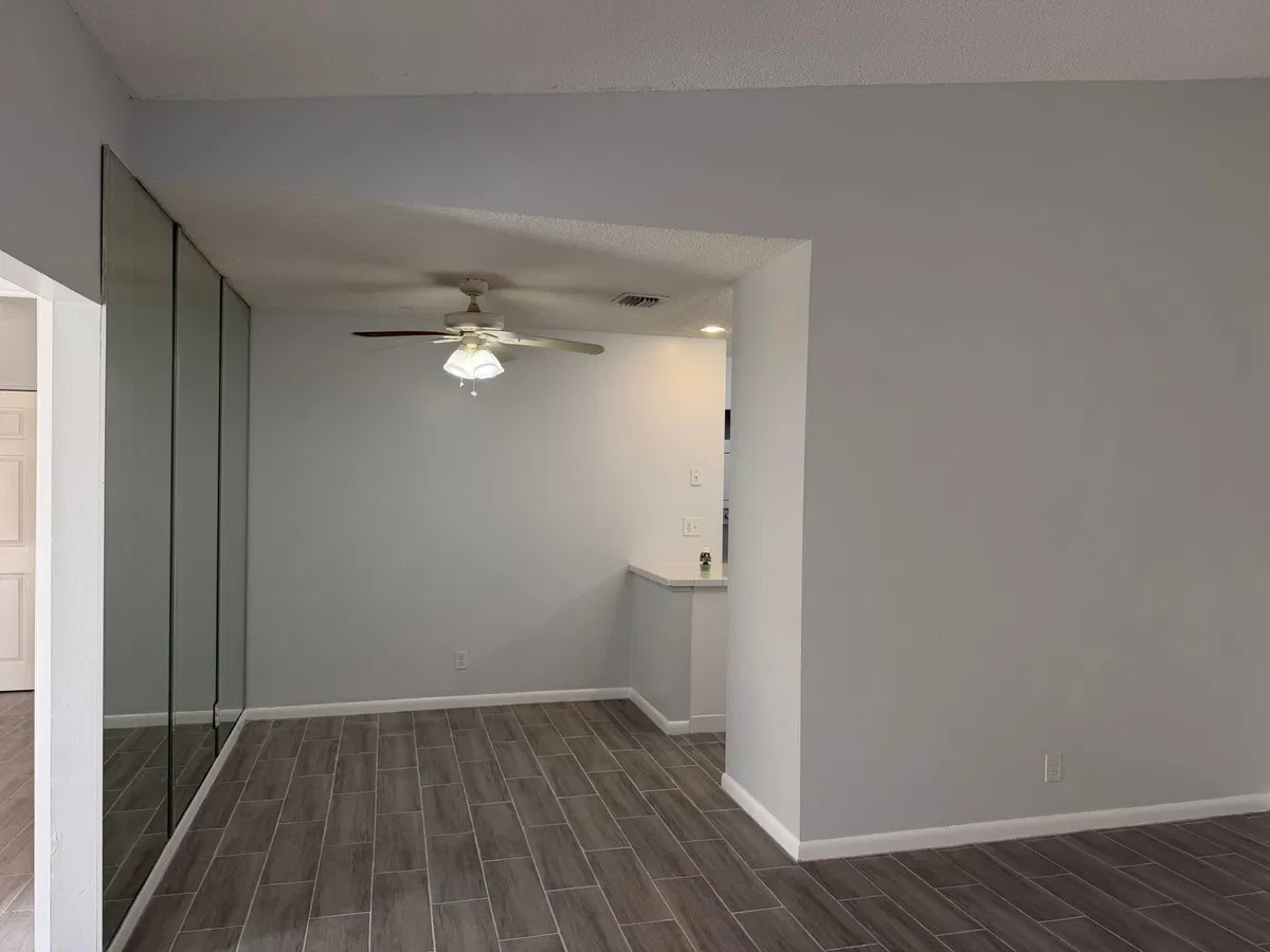 Residence photo 7