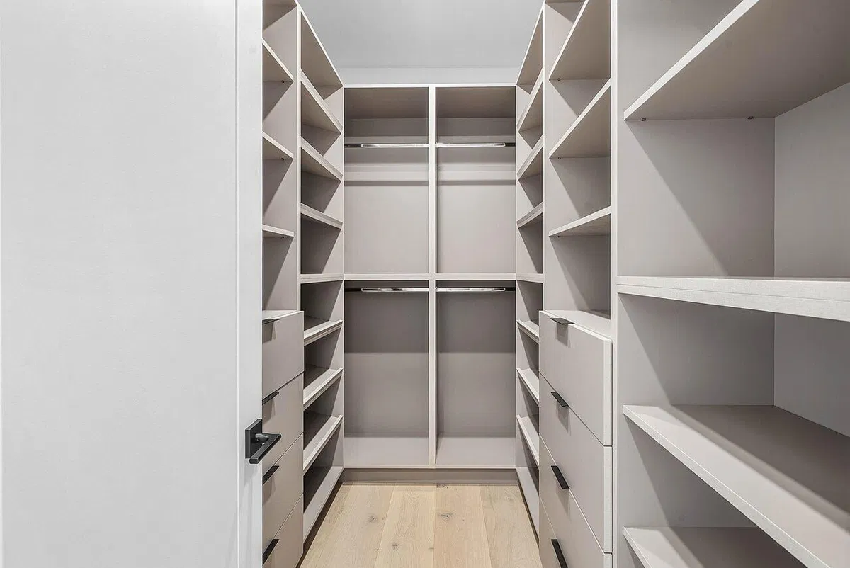 Residence photo 49