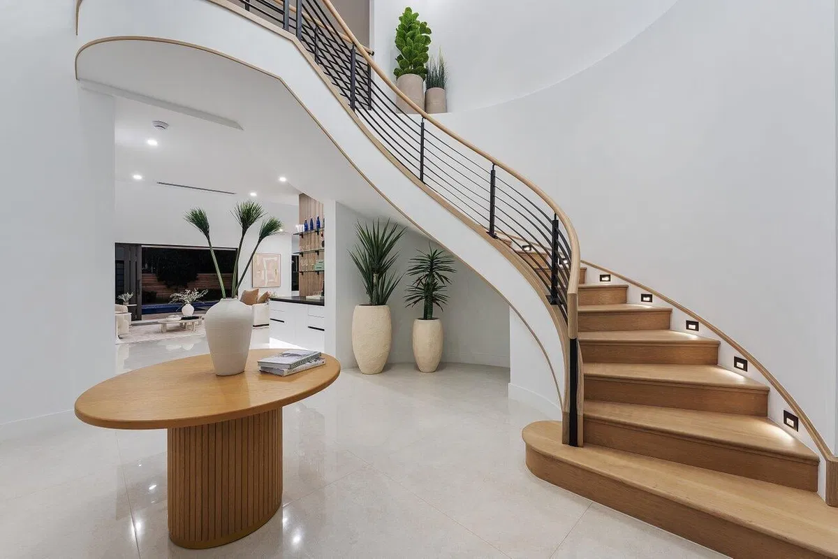 Residence photo 73