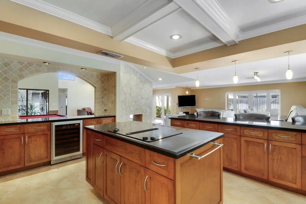 Residence photo 25
