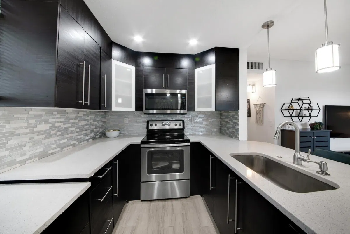 Residence photo 4