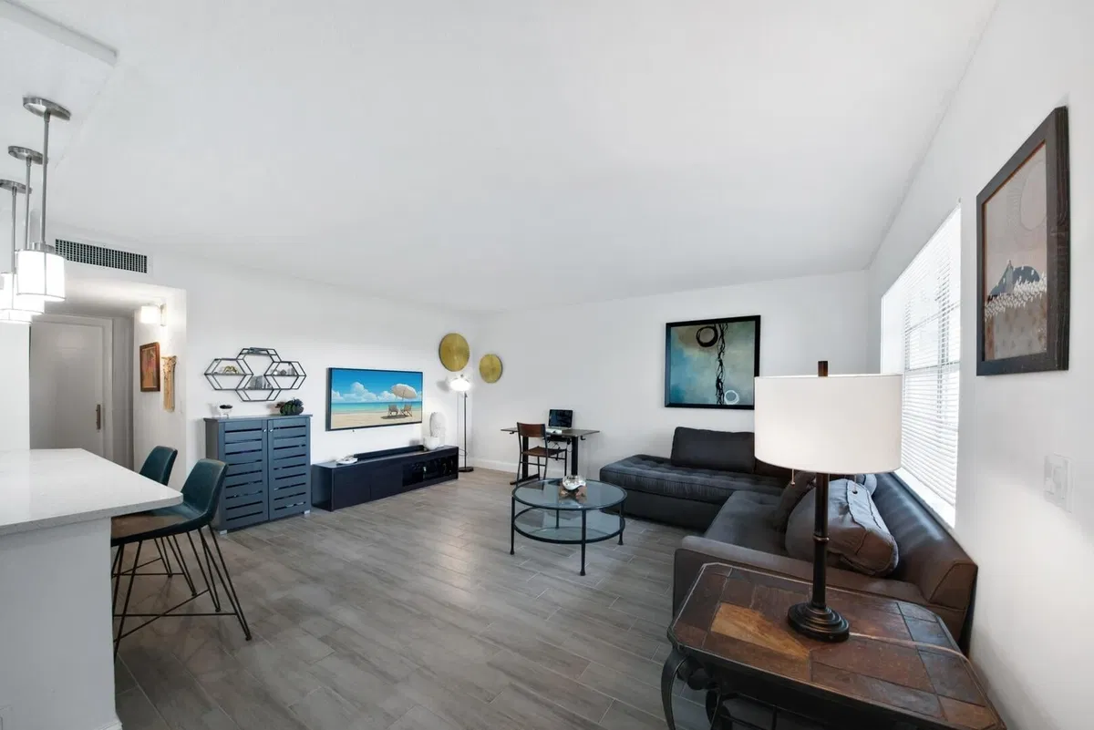 Residence photo 13