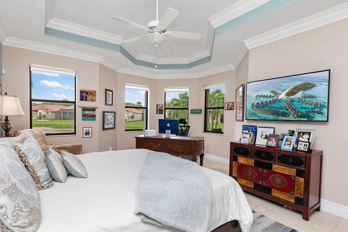 Residence photo 25