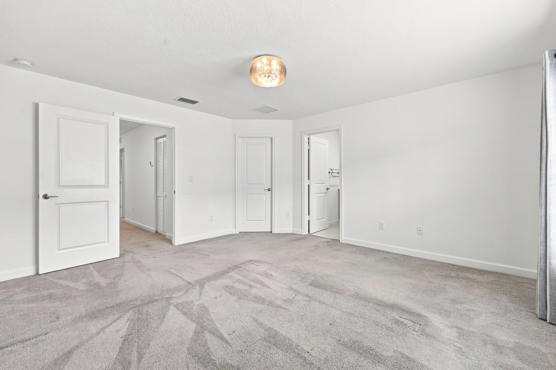 Residence photo 13
