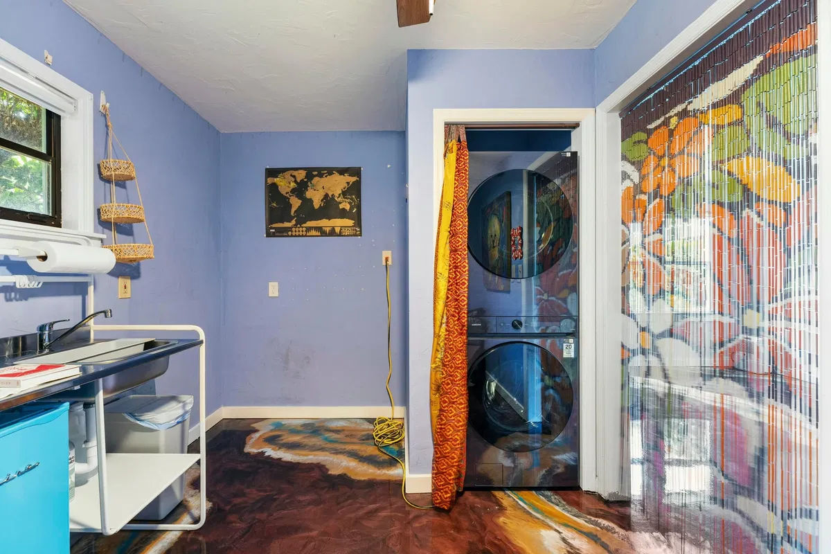 Residence photo 19