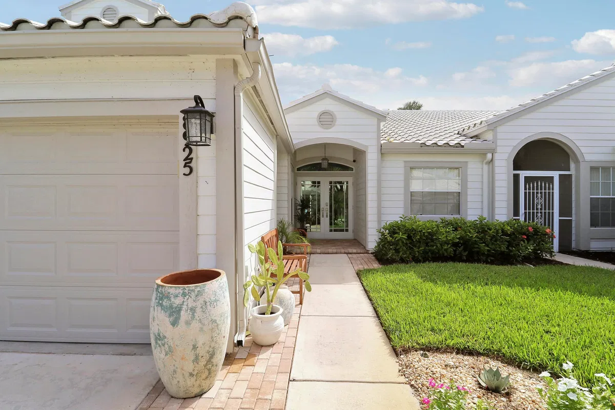 Residence photo 4