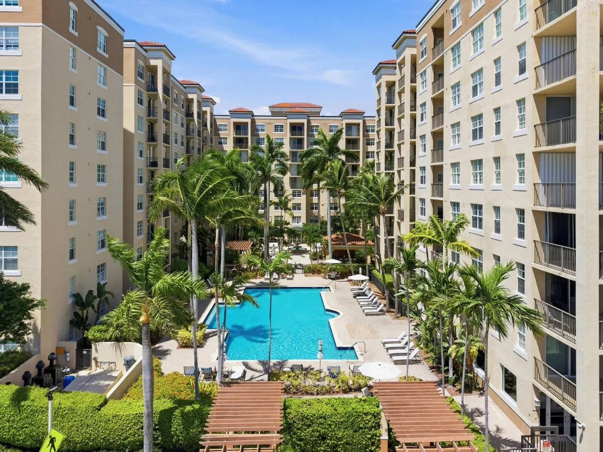 Flagler Pointe Unit 419 photo 37