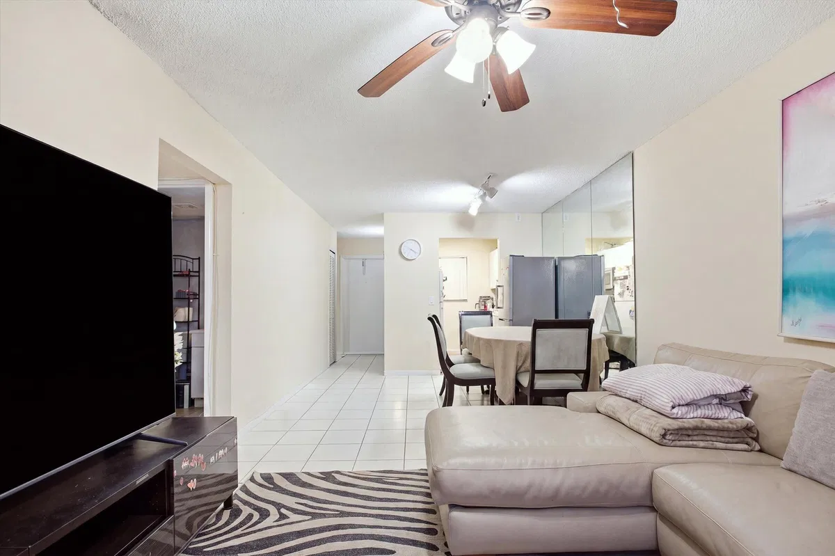 Boca Raton Unit 133d photo 7