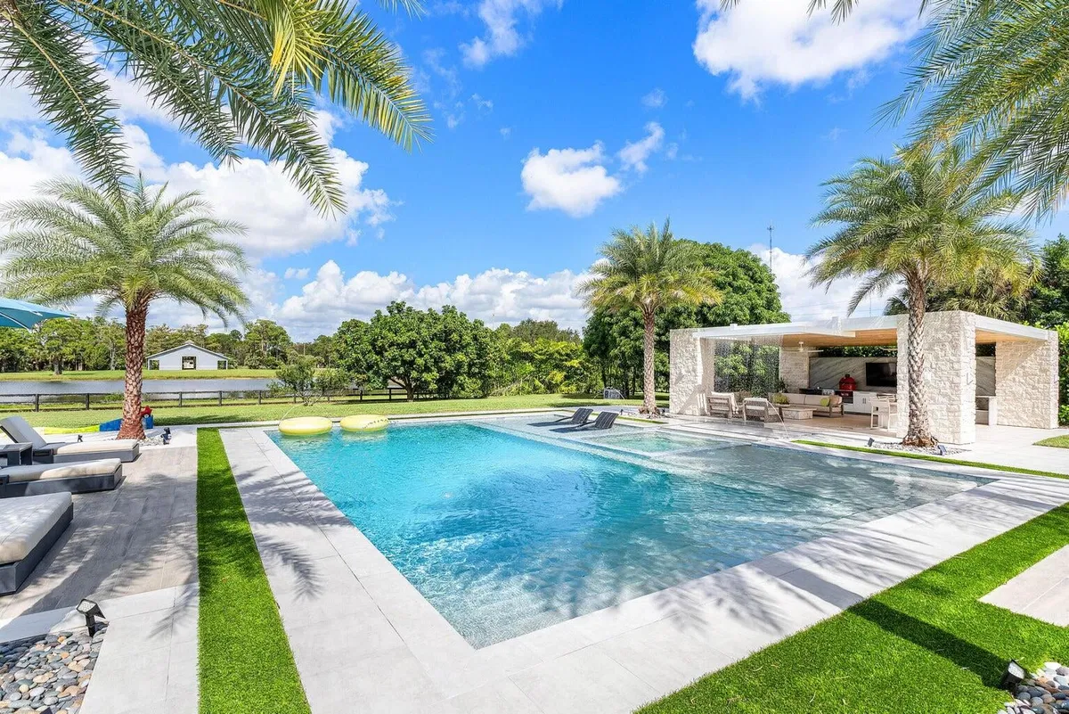 Homeland Residence