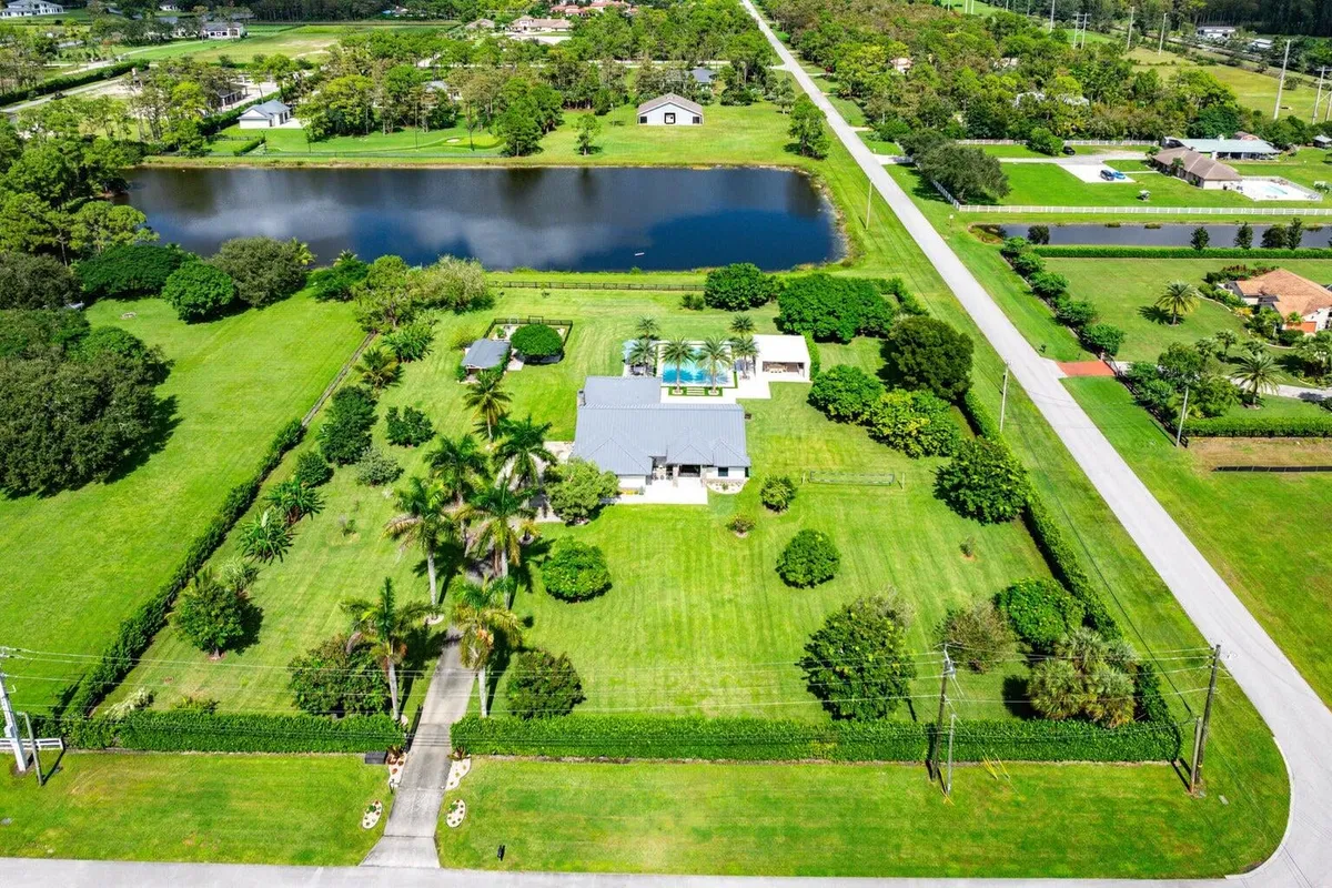 Homeland Residence photo 43