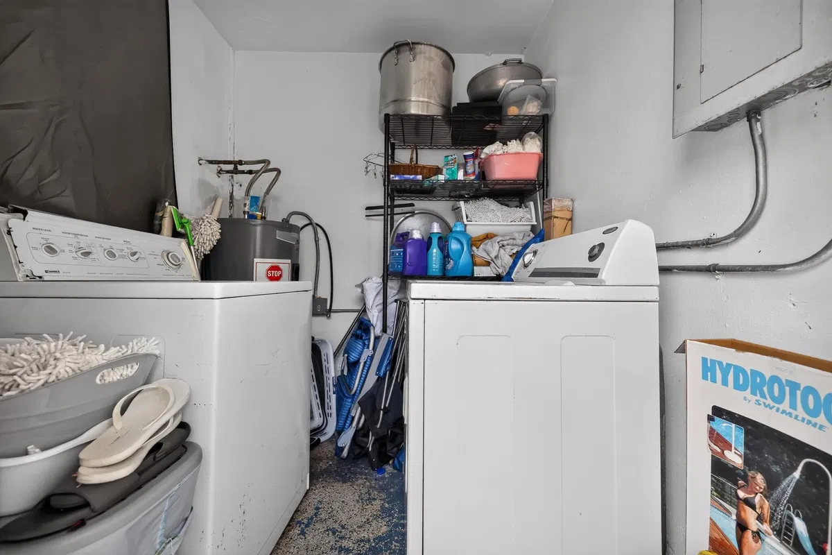  Residence photo 19