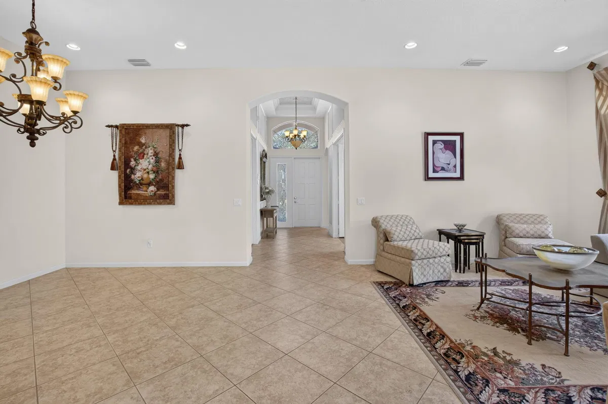 Residence photo 7