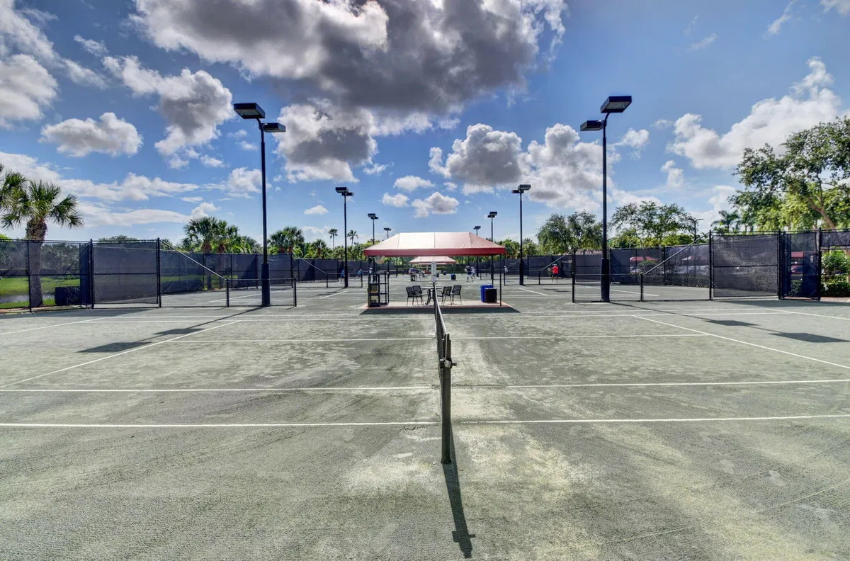 Residence photo 61