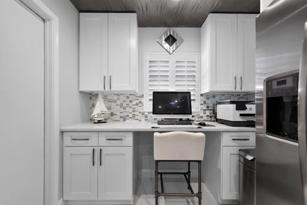 Residence photo 22