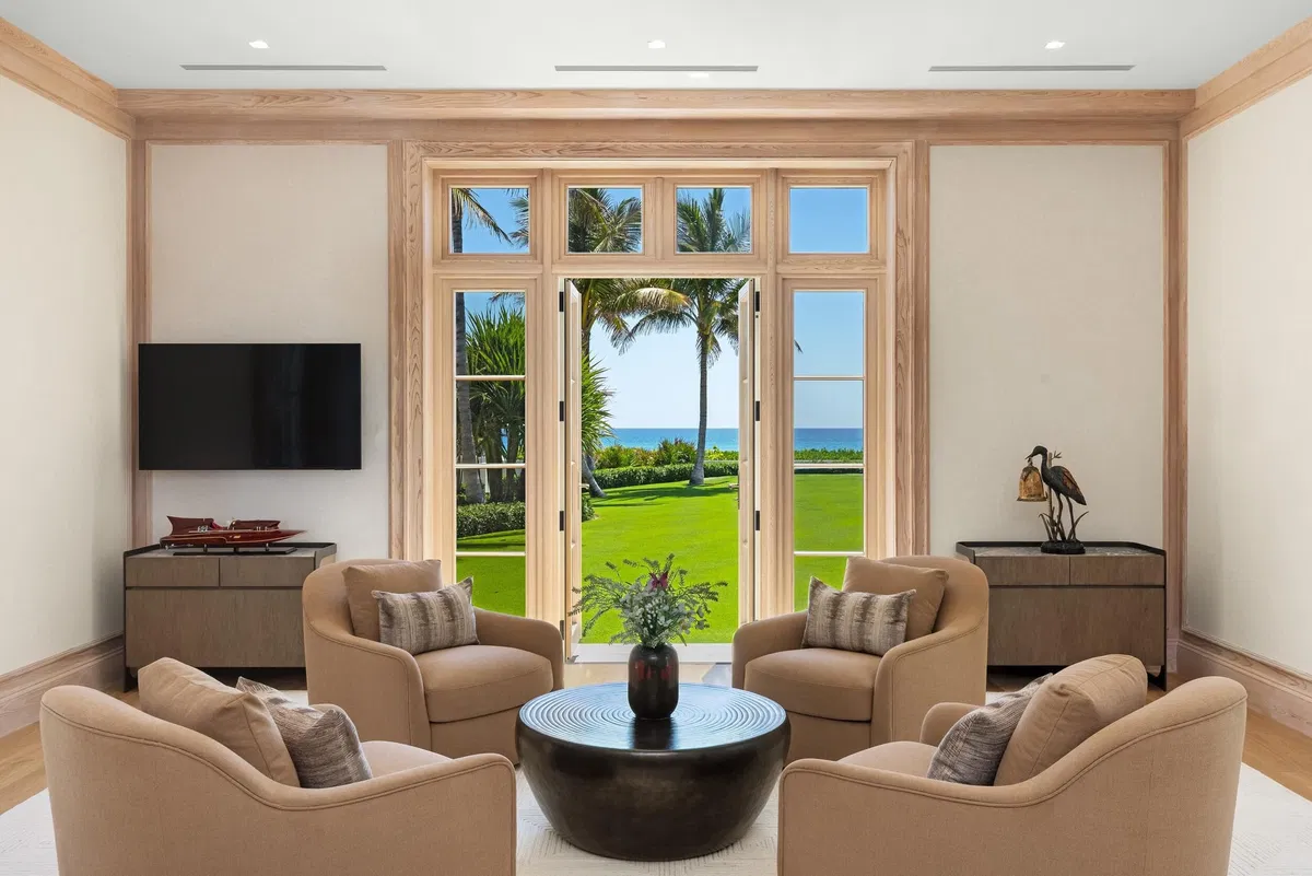 Estate Section Palm Beach Residence photo 19