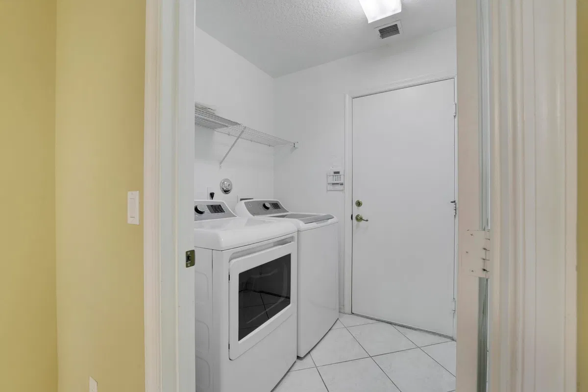 Residence photo 28