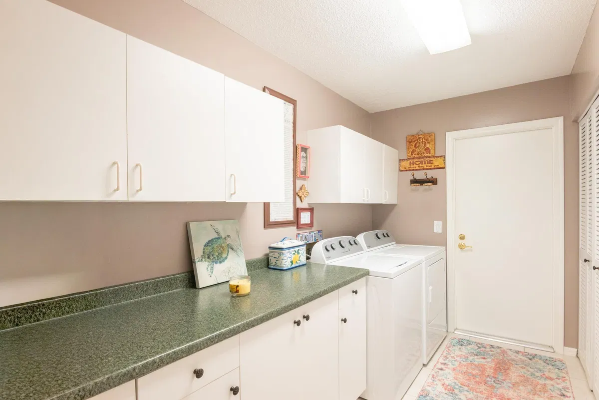 Residence photo 19