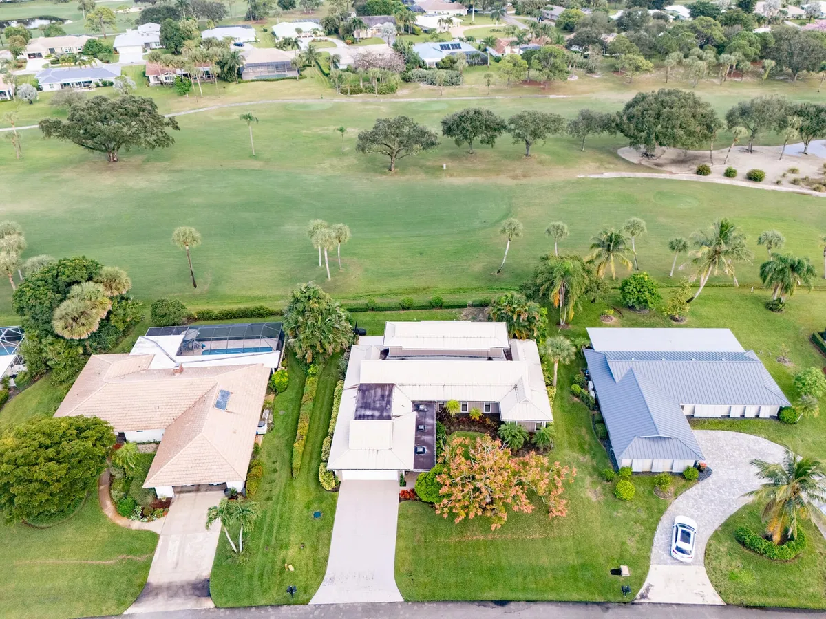 Residence photo 43