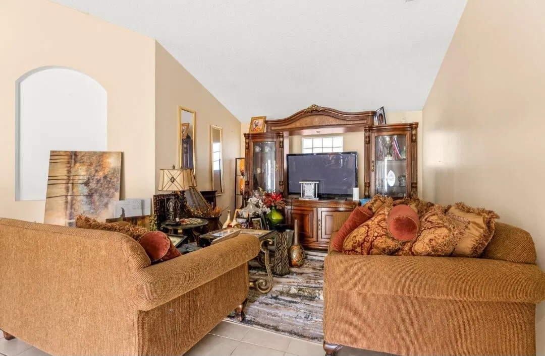 Residence photo 4