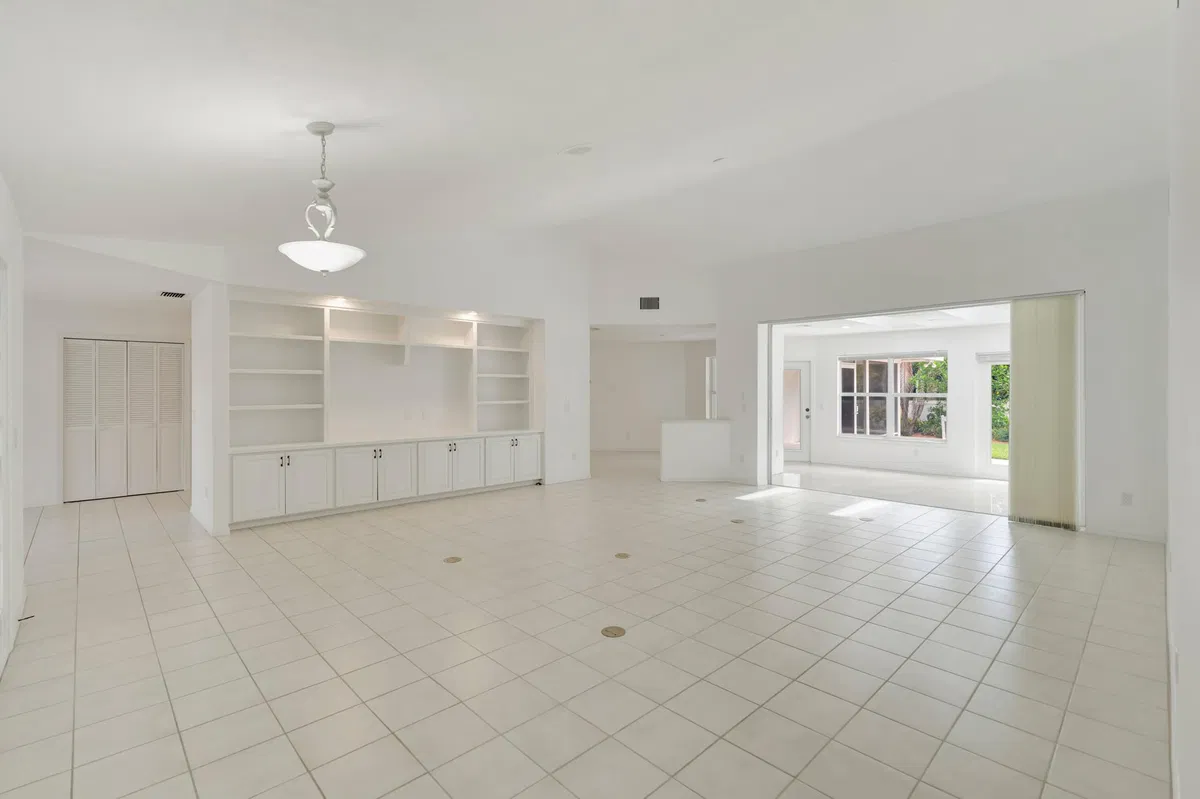Residence photo 7
