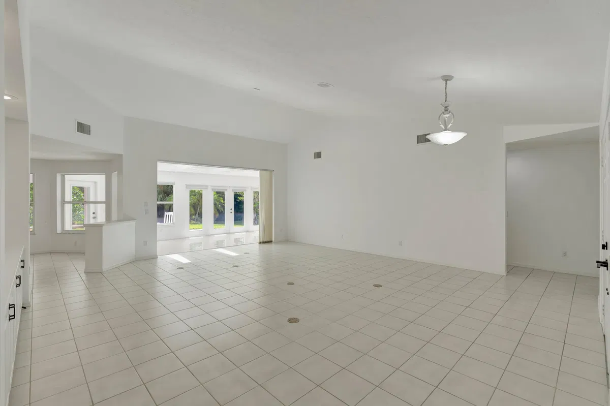 Residence photo 10