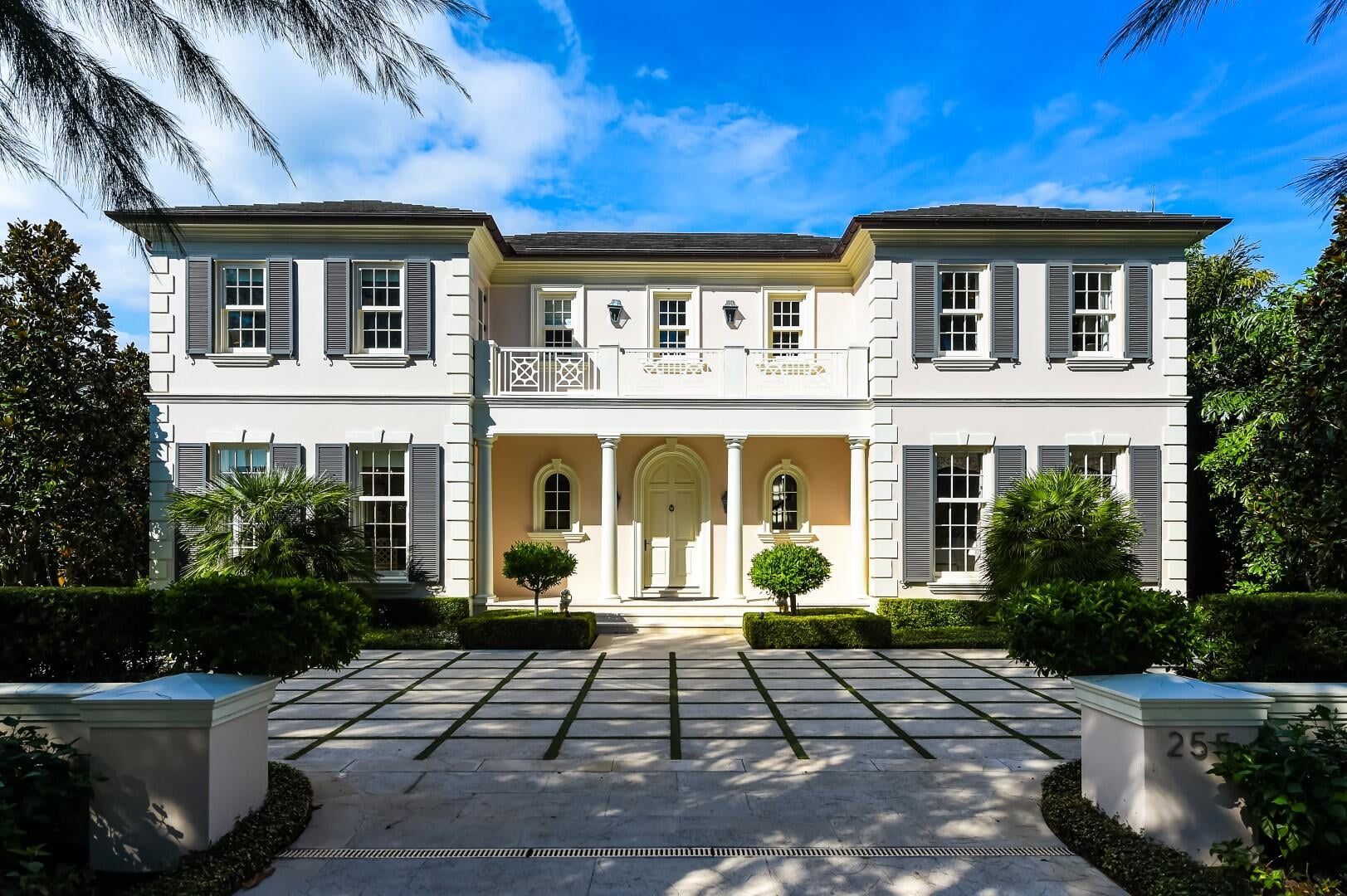 Stotesbury Park Residence