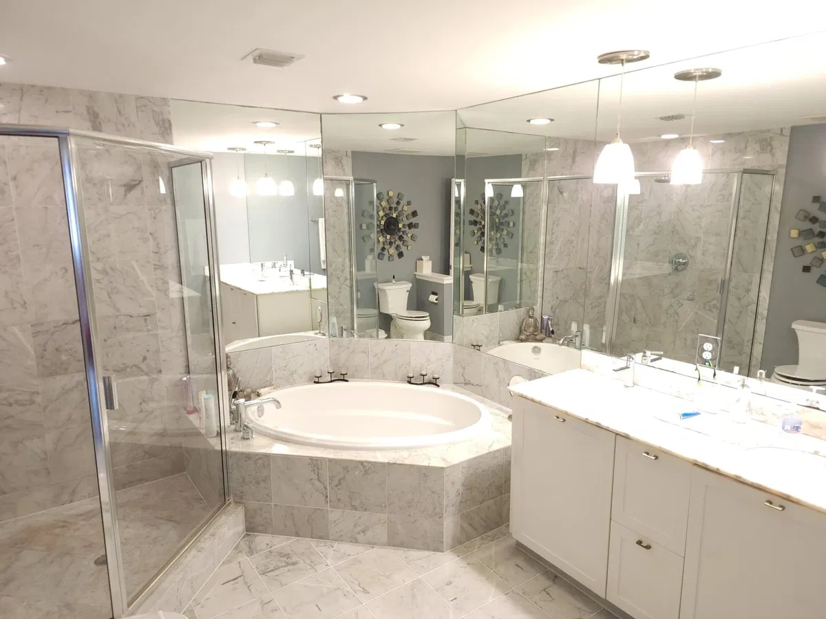The Astor Unit 303 photo 10