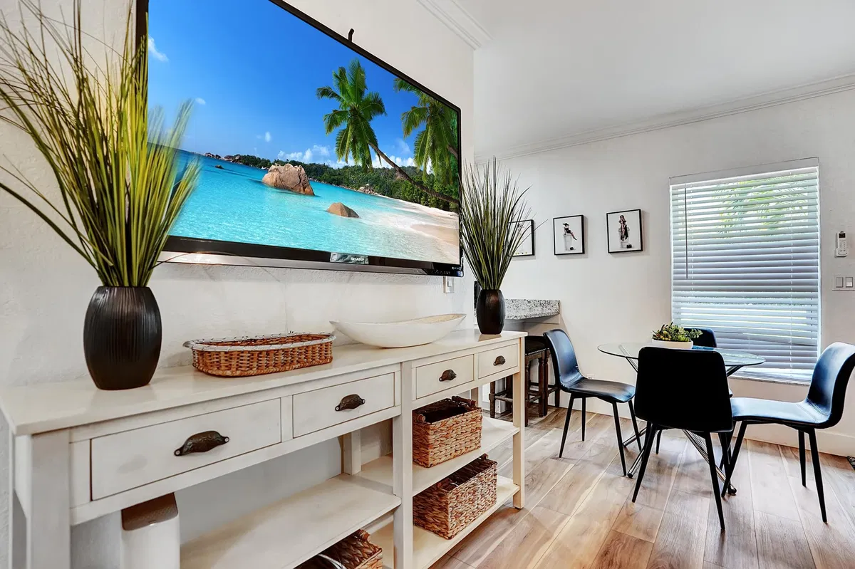 Downtown Delray Beach Unit Downstairs photo 13