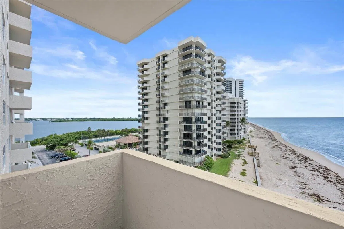 Singer Island Unit 706 photo 28