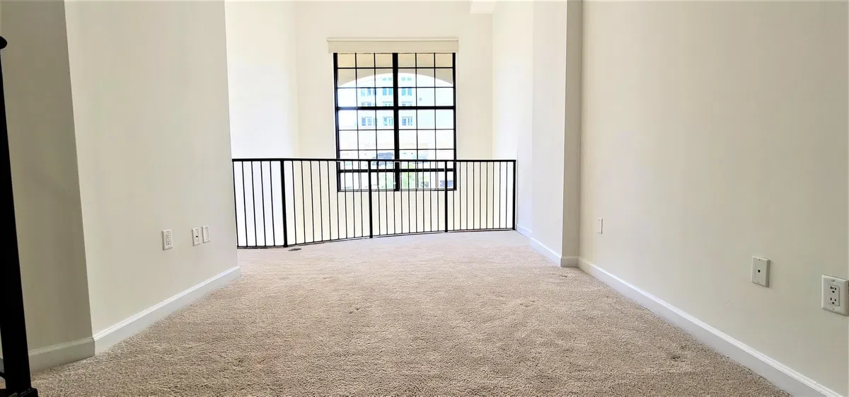 One City Plaza Unit 419 photo 13