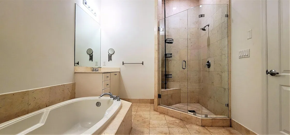 One City Plaza Unit 419 photo 16