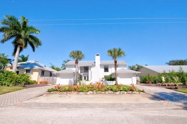 Rocky Point Residence
