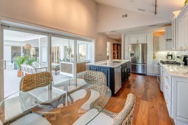 Rocky Point Residence photo 7