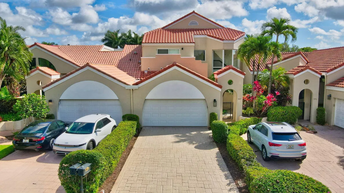Boca Grove Residence