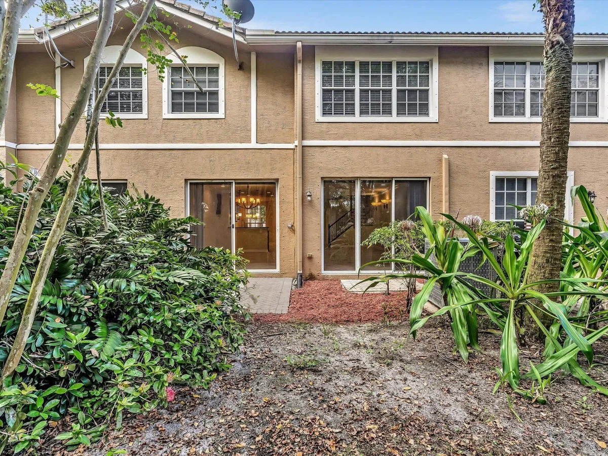 Residence photo 28