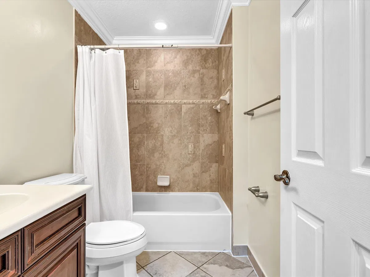 Residence photo 46