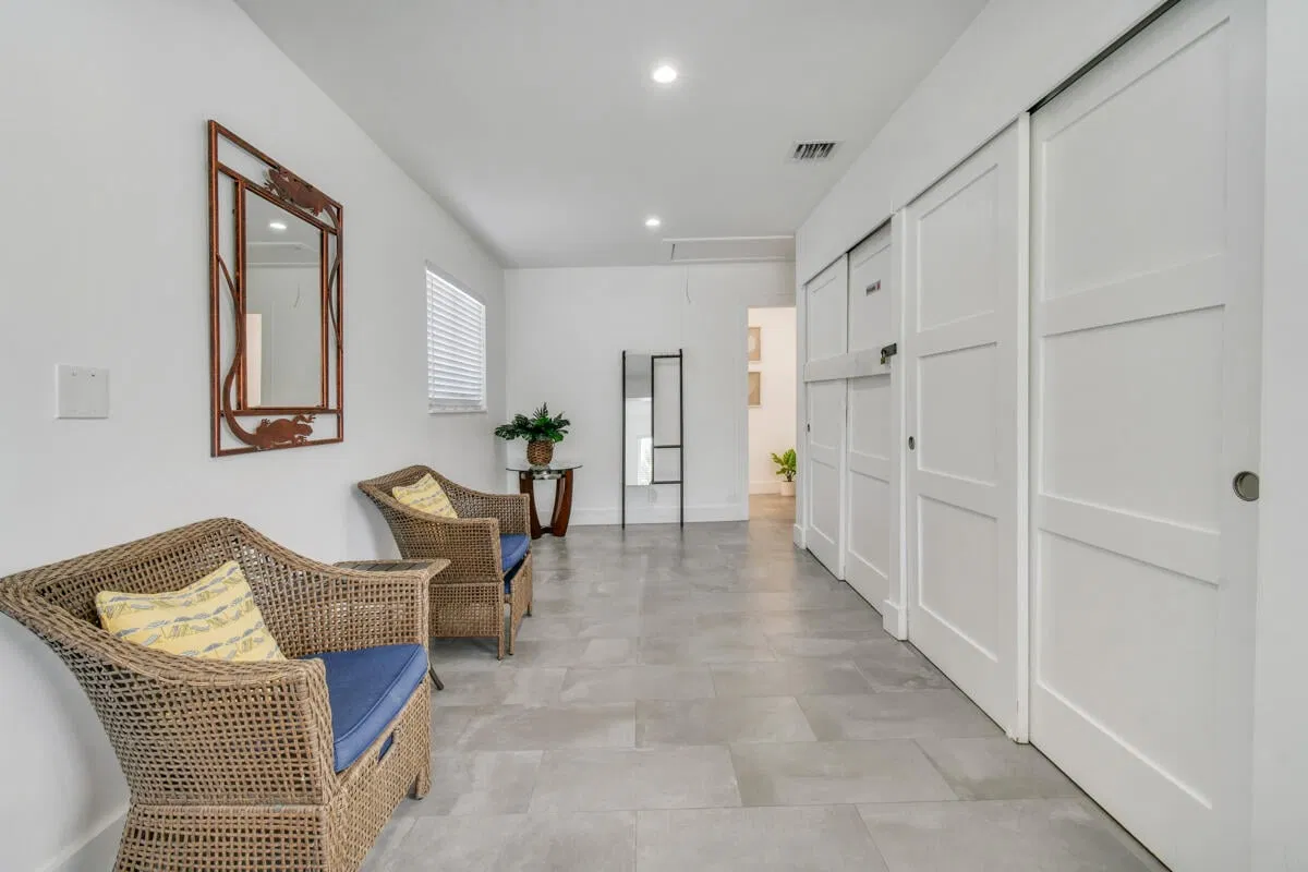 Palm Beach Shores Residence photo 28