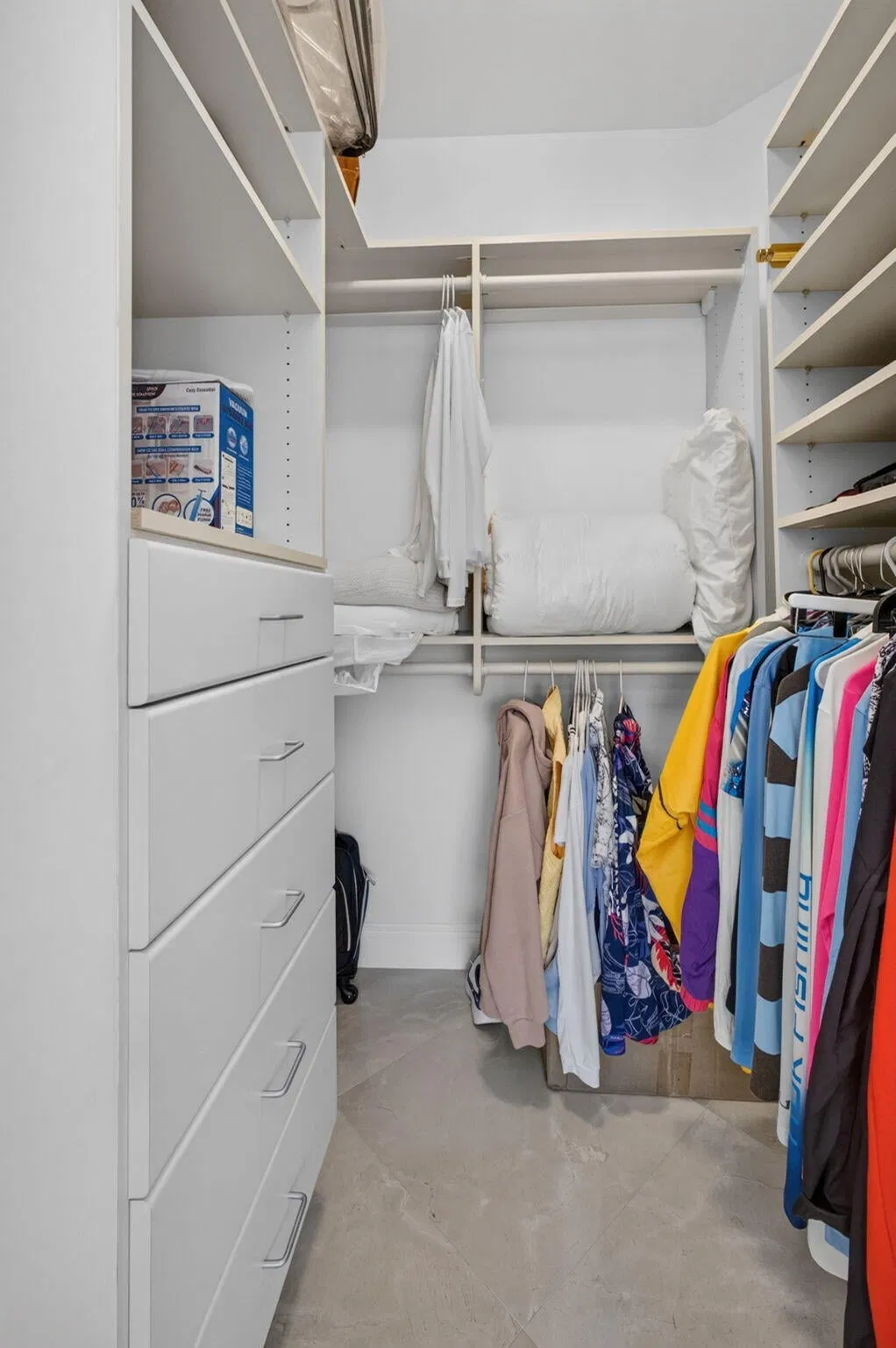 Residence photo 16