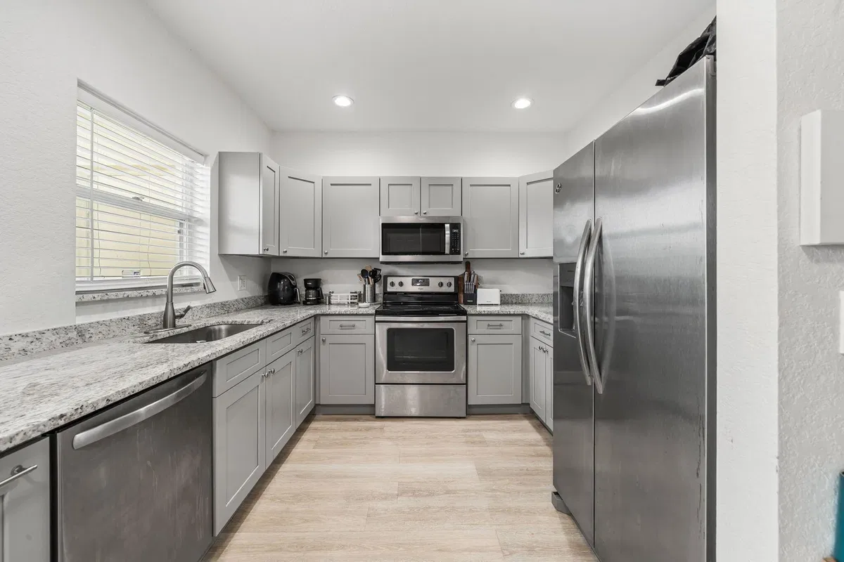 Residence photo 7